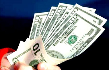 Chiến thắng của ông Trump có thể &#8220;nhấn chìm&#8221; USD