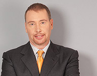 Vì sao &#8216;Bond King&#8217; Gundlach không hề từ bỏ Vàng?