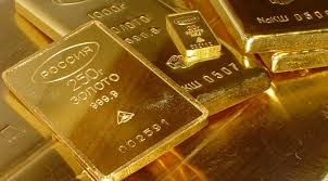 Vàng hồi phục nhẹ sau khi rơi xuống mức đáy 10 tháng