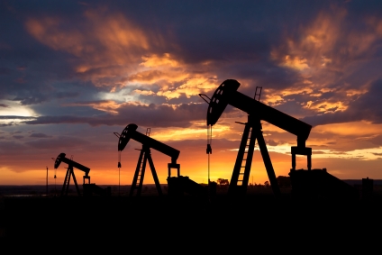 Giá dầu duy trì 50 USD/thùng nếu OPEC thực hiện hạ sản lượng