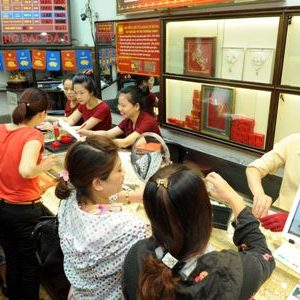 Phiên cuối năm thị trường trong nước: Vàng giảm giá mạnh ở chiều mua vào