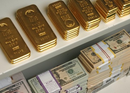 Nhìn đồng USD để dự đoán vàng đi được bao xa!