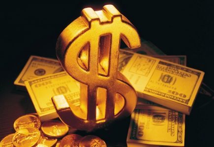 Vàng ảnh hưởng đến giá trị của tiền như thế nào?