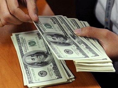 Sáng 24/1: Giá USD ngân hàng đi ngang trong khi TGTT tăng 5 đồng