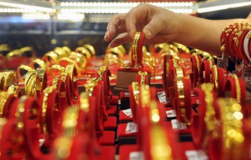 Giá vàng châu Á “đi ngang” trước khi Mỹ công bố báo cáo việc làm