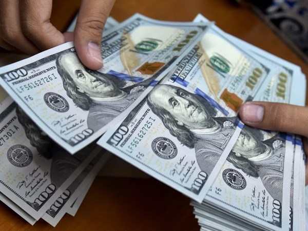 Sáng 8/2: Giá USD ngân hàng được điều chỉnh sau chuỗi ngày đứng im