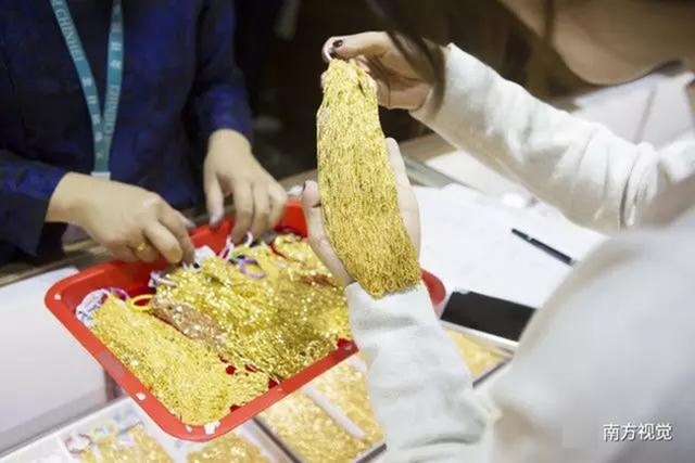 Vàng trong nước tuần qua: Tết cũng &#8220;chẳng ăn thua&#8221;