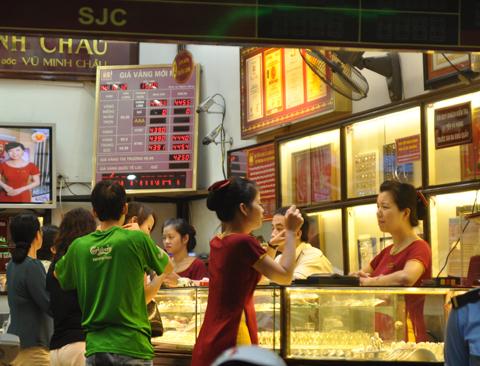 Phiên cận Tết: Giá vàng duy trì trên mức 37 triệu đồng