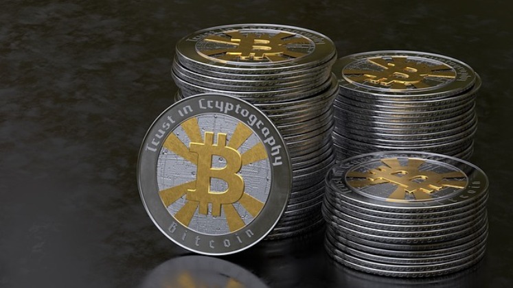 Vàng Vs. Bitcoin: &#8216;So sánh là khập khiễng&#8217; và đây là lý do