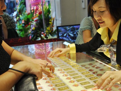 Vàng &#8211; Mối quan tâm lớn nhất ngày vía Thần Tài