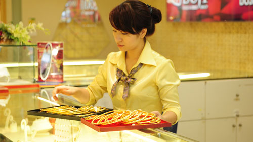 Vàng loạn giá ngày Thần tài