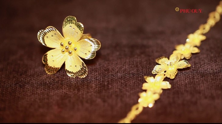 Bảng giá vàng 9h sáng 10/4: Nhích nhẹ, tiếp tục ngóng tin từ thị trường quốc tế