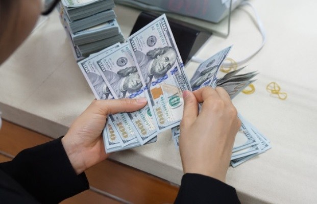 Dự trữ ngoại hối lập kỷ lục mới 63 tỉ USD