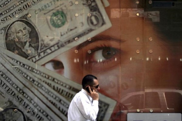 TT tiền tệ 14/5: USD gặp khó phiên đầu tuần vì áp lực lợi suất