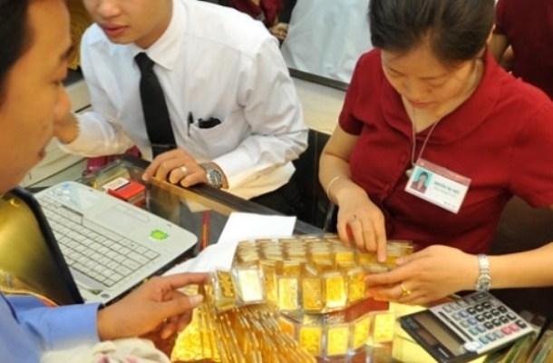 Vàng hết thời &#8216;mật mỡ&#8217;