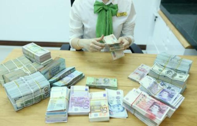 Tỷ giá trung tâm tăng 5 đồng