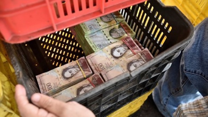 Lạm phát ở Venezuela tăng lên hơn 80.000 %