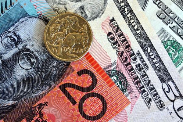 TT tiền tệ: USD tăng giá so với Euro và bảng Anh trước thềm cuộc họp của ECB và BOE