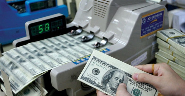 TGTT tiếp tục tăng, USD tại các ngân hàng “bất động”