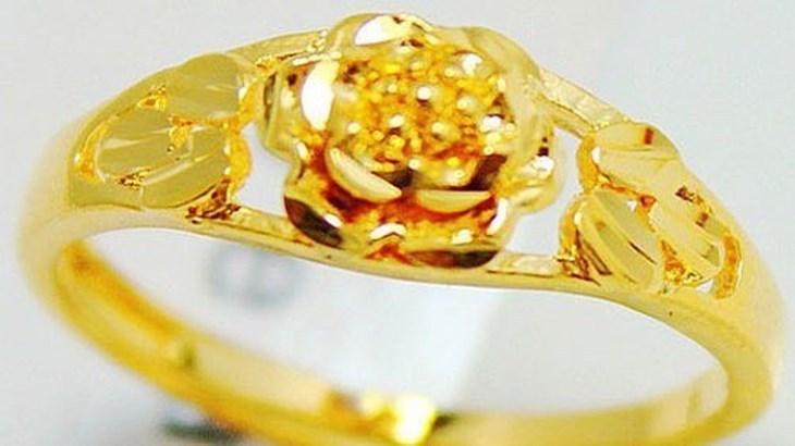 Bảng giá vàng 9h sáng ngày 24/10: Giá vàng SJC giảm trong khi giá vàng thế giới tăng vọt