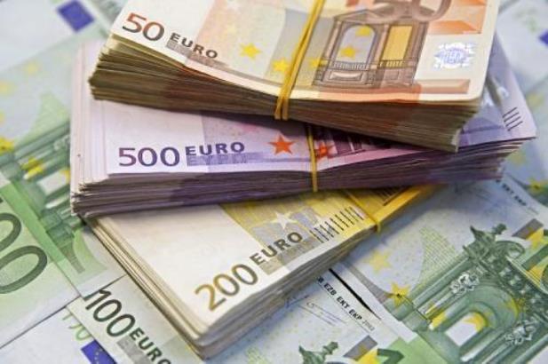 Đồng euro giảm xuống sát mức thấp nhất trong hai tháng