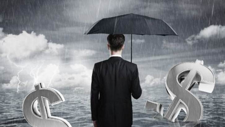 Thị trường tài chính bị bán tháo, tài sản nào được lợi?
