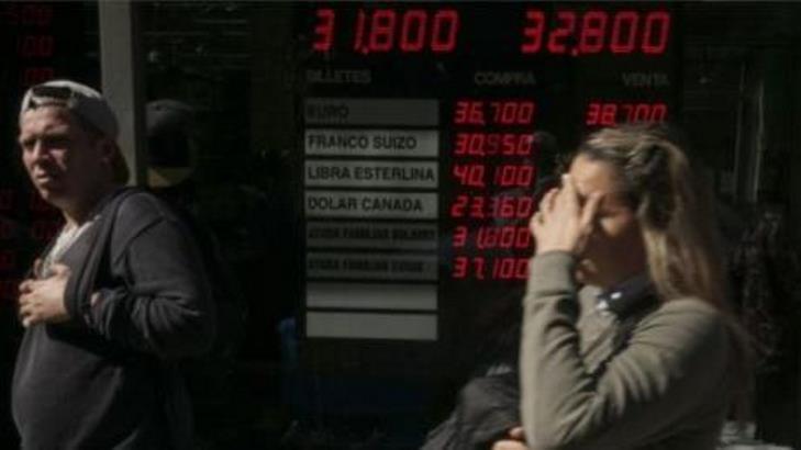 Kinh tế Argentina sẽ chạm &#8220;đáy&#8221; vào cuối năm 2018