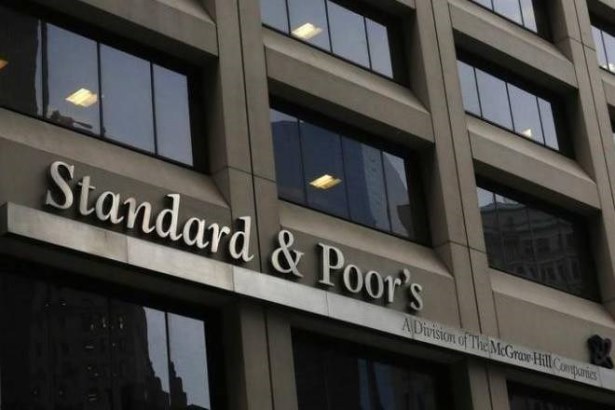 S&#038;P hạ xếp hạng tín nhiệm tại Argentina