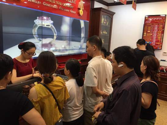 Vàng trong nước và thế giới cùng giảm