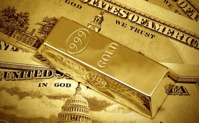 Dow Jones bốc hơi 800 điểm, Vàng chớp cơ hội vọt lên đỉnh 5 tuần