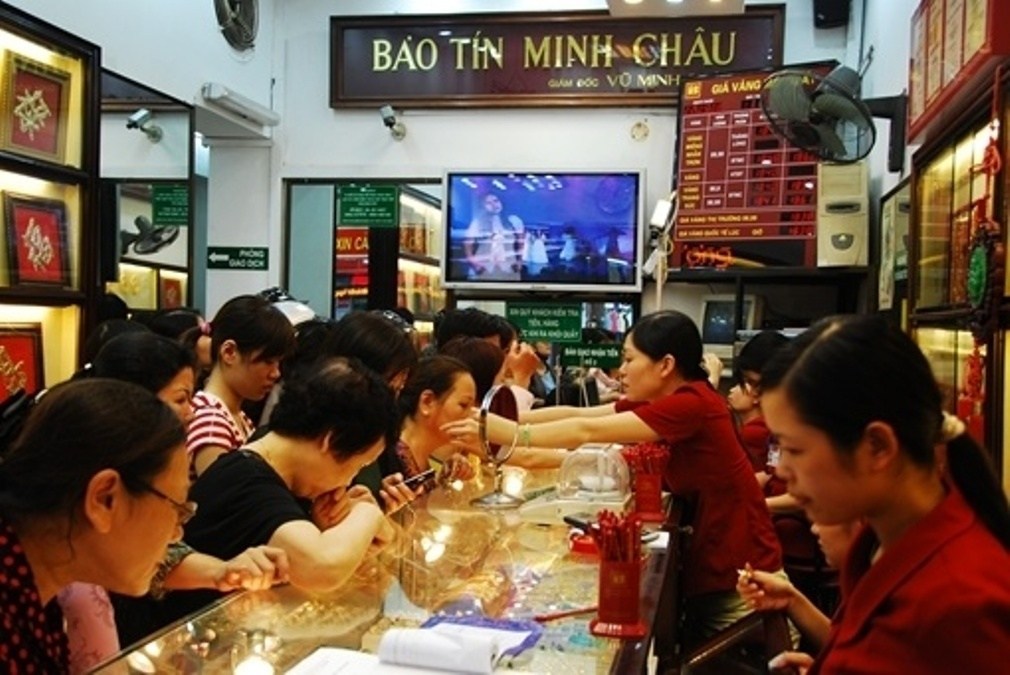 Vàng thế giới đi ngang, vàng trong nước tăng nhẹ phiên đầu tuần