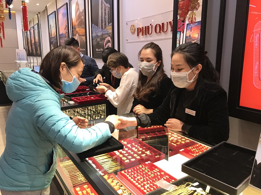 Giá vàng khó tăng, vàng SJC giảm 200.000 đồng/lượng