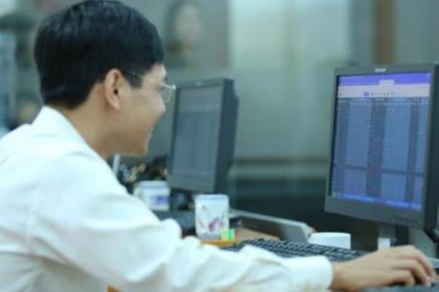 TTCK Việt sáng 7/5: VN-Index tăng gần 8 điểm