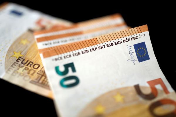 TT ngoại hối 3/9: EUR/USD mất ngưỡng 1,2 khi ECB muốn ghìm cương đồng tiền chung