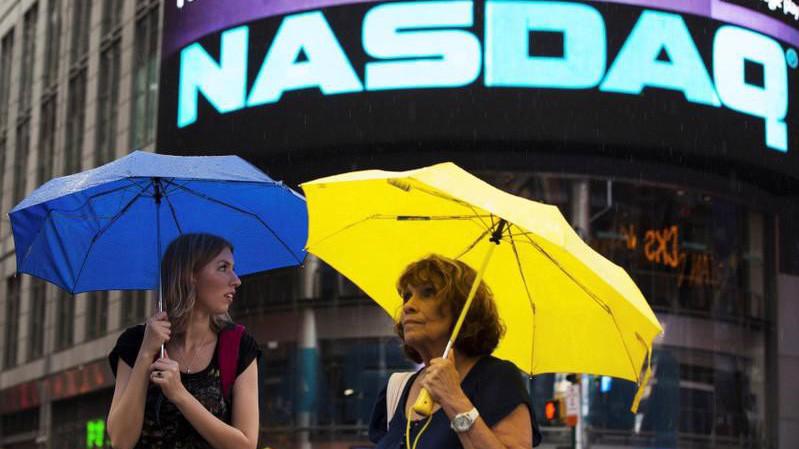 Phiên 24/6: Nasdaq lại phá đỉnh kỉ lục; Dầu thô gần đỉnh 3 năm