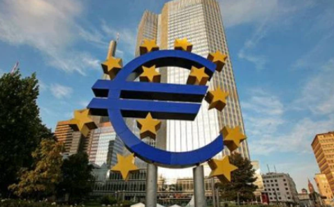 Lạm phát vẫn “nóng” tại ECB