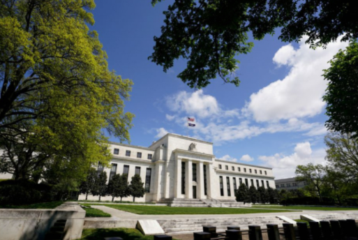 Reuters: Fed sẽ tăng lãi suất vào cuối năm 2022