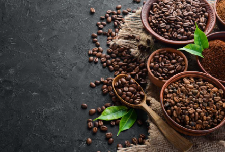 Duy trì đà tăng, cà phê Robusta vượt 2.100 USD/tấn