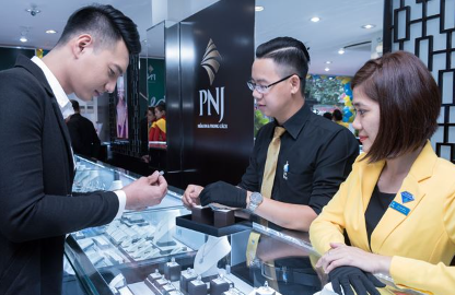 PNJ lãi hơn 1.000 tỷ đồng sau 6 tháng, đạt trên 82% chỉ tiêu lợi nhuận năm