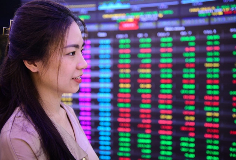 TTCK phiên 8/8: Cổ phiếu lớn giữ nhịp tăng, VN-Index kết phiên xanh nhẹ