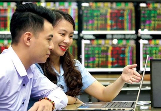 TTCK ngày 13/10: Hồi phục với nền thanh khoản thấp, VN-Index tăng hơn 16 điểm