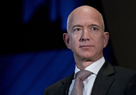 Tỷ phú Jeff Bezos lên tiếng cảnh báo về nguy cơ suy thoái của nền kinh tế Mỹ