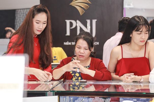 PNJ lãi 1.340 tỷ đồng sau 9 tháng, hoàn thành mục tiêu lợi nhuận năm