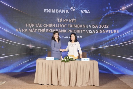 Eximbank và Visa ký kết hợp tác ra mắt dòng thẻ cao cấp Eximbank Priority Visa Signature