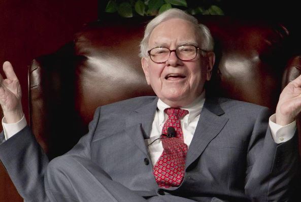 Warren Buffett chỉ ra sai lầm lớn nhất khi tiết kiệm tiền của nhiều người