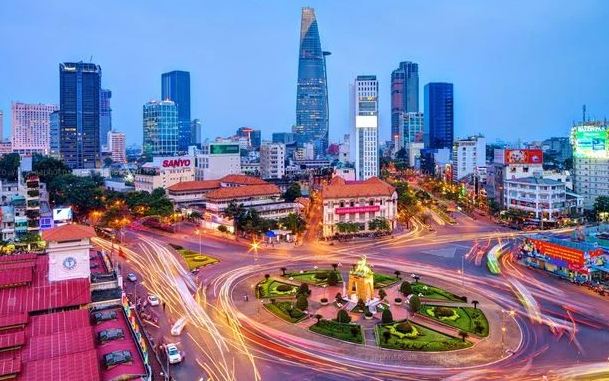 HSBC hạ dự báo tăng trưởng kinh tế Niệt Nam năm 2023 và kỳ vọng lãi suất điều hành giảm về 4% trong quý III