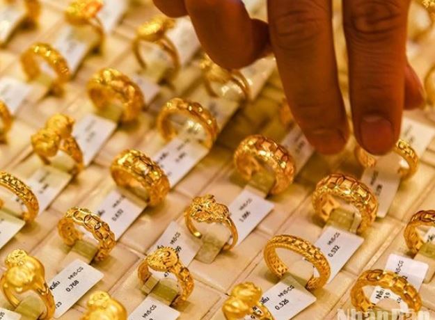 Vàng Nhẫn 9999: Không ngừng &#8220;tỏa sáng&#8221;, vàng nhẫn tăng vượt mốc 57,5 triệu đồng