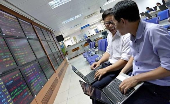 TTCK phiên 4/1: VN-Index vượt mốc 1.150 điểm với thanh khoản bùng nổ