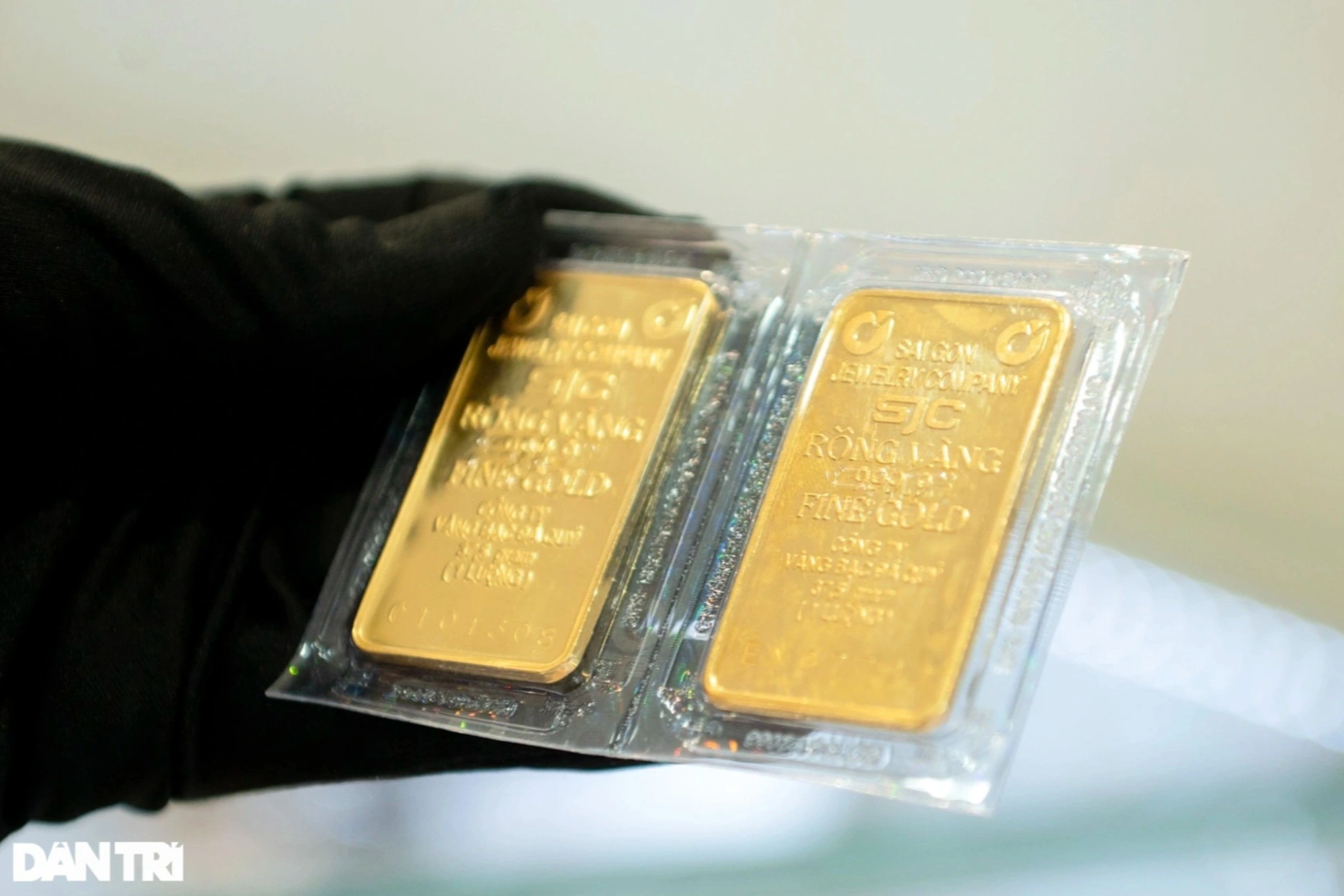TPHCM siết việc xuất hóa đơn của các tiệm vàng khi mua bán vàng miếng