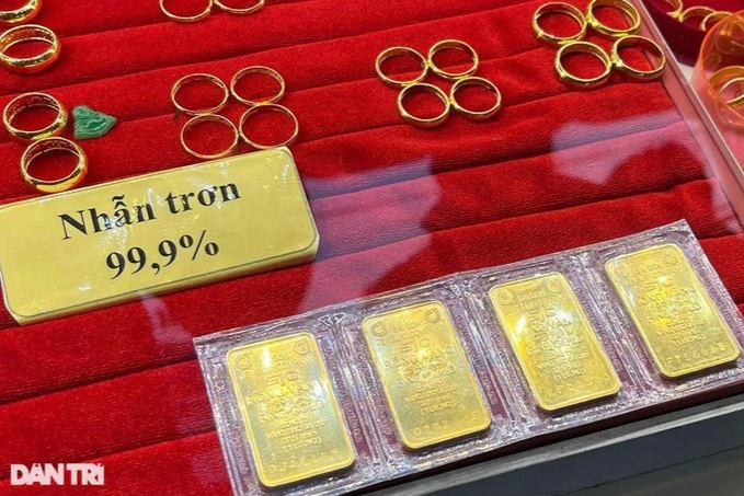 Công ty duy nhất sản xuất vàng miếng SJC muốn bán thêm trầm hương, đồng hồ